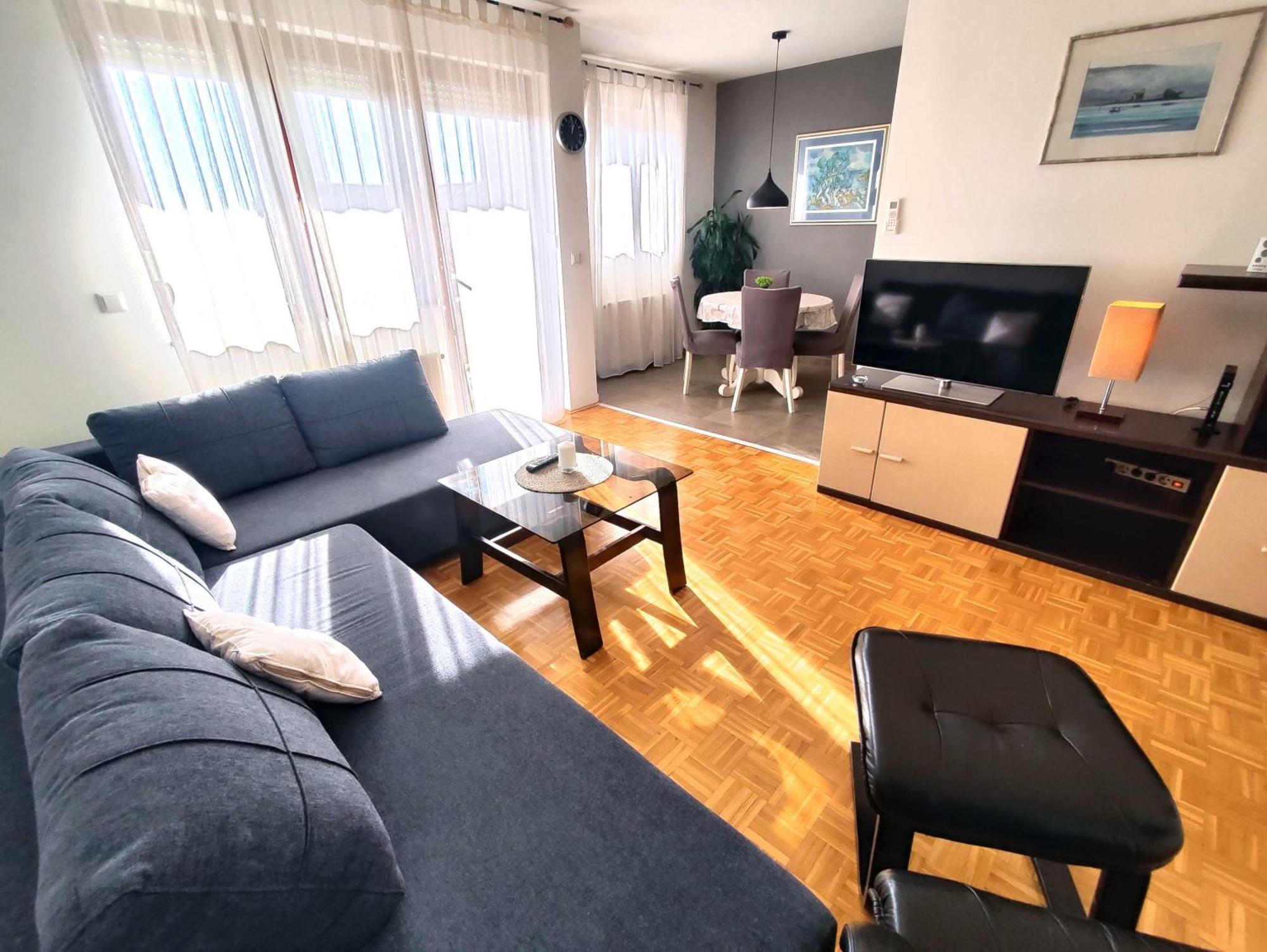 Lara'S Apartment Zadar Bagian luar foto